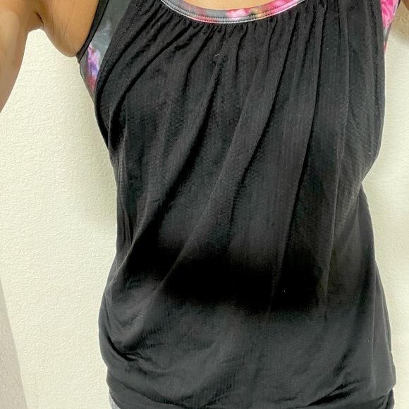 Lululemon yoga tank with sports bra attached - Picture 3 of 4